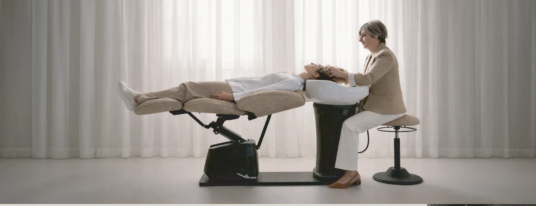 טיפול ספא לשיער בעמדת VITA SPA